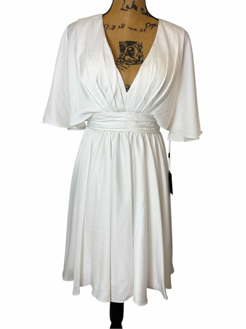 IEENA for Mac Duggal White Satin Cape Sleeve Mini Dress NWT Size 4 Bridal - Picture 2 of 7